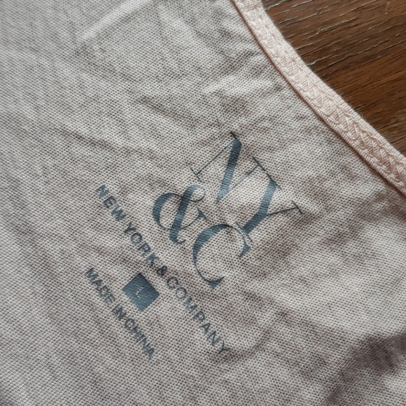 NYC sequin tank top - Picture 3 of 3